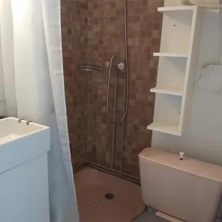 4 Personnes A Piau-engaly Avec Balcon Et Vue Sur Pistes - Fr-1-457-210 * Aragnouet